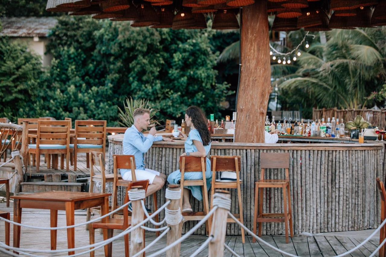 Rocks Beach Boutique Phu Quoc Exterior photo